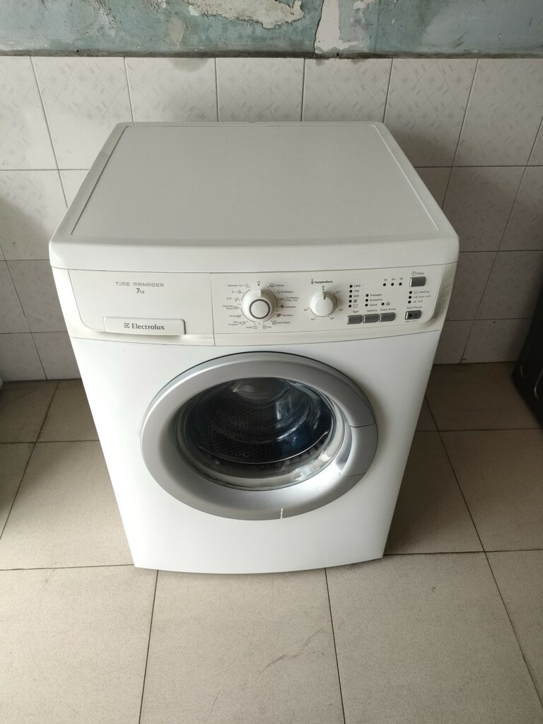 Máy giặt cửa trước electrolux 7kg