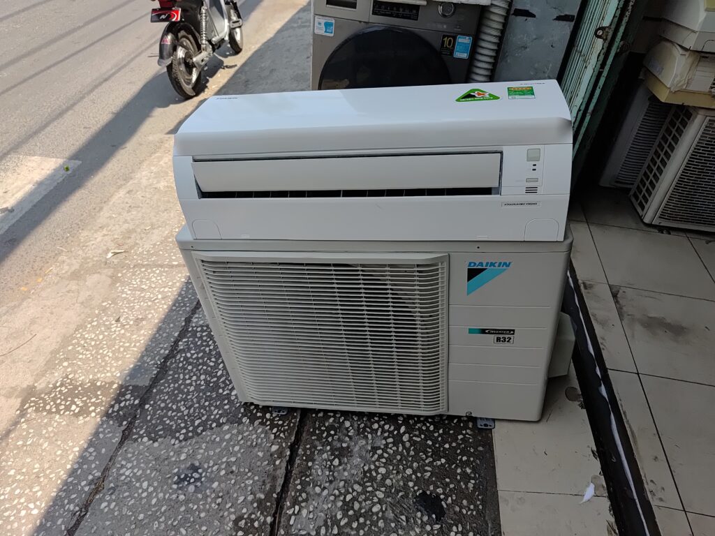 Máy lạnh daikin inverter 2 ngựa R32