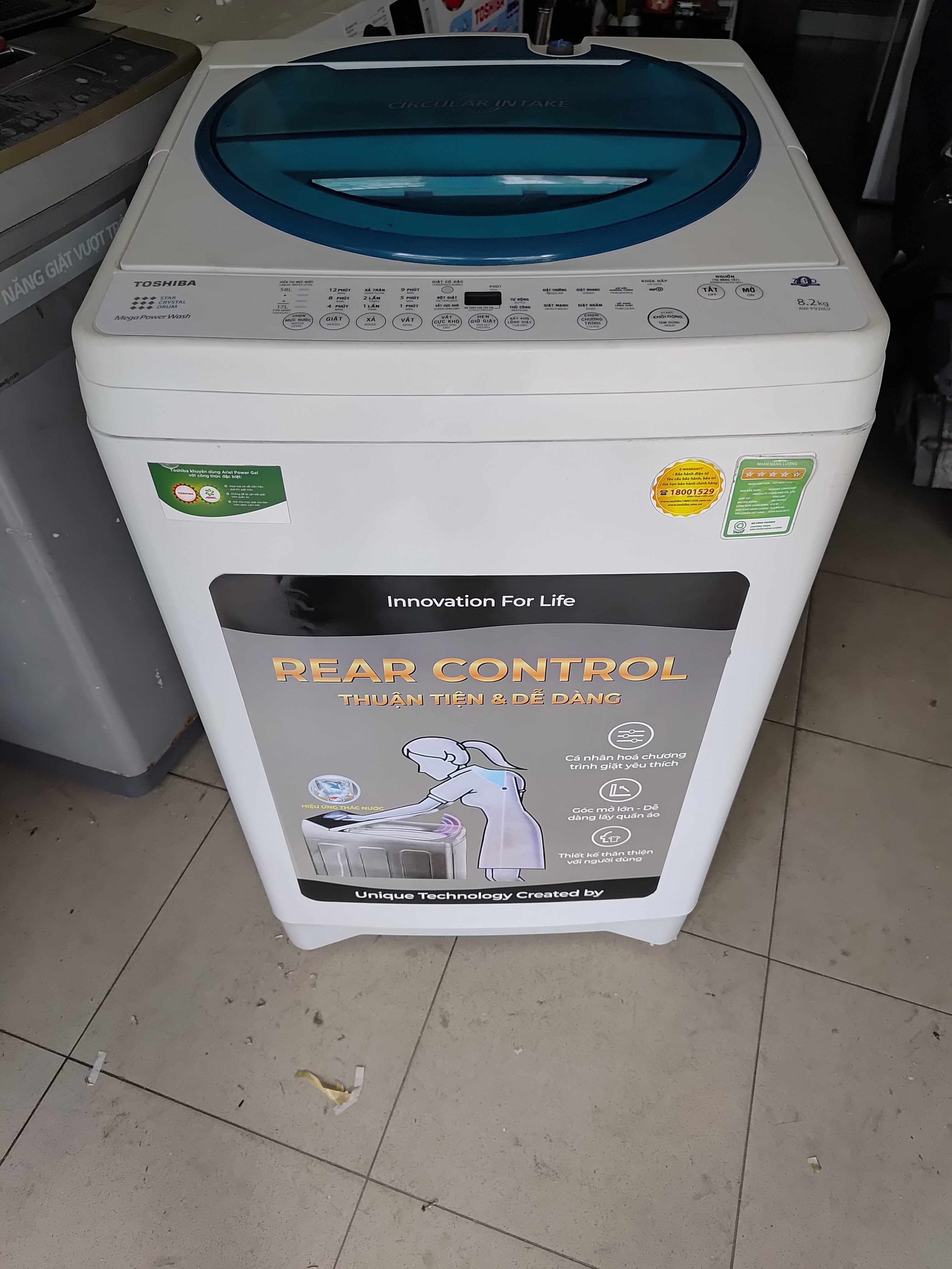 366 - Máy giặt Toshiba 8.2 kg chạy êm