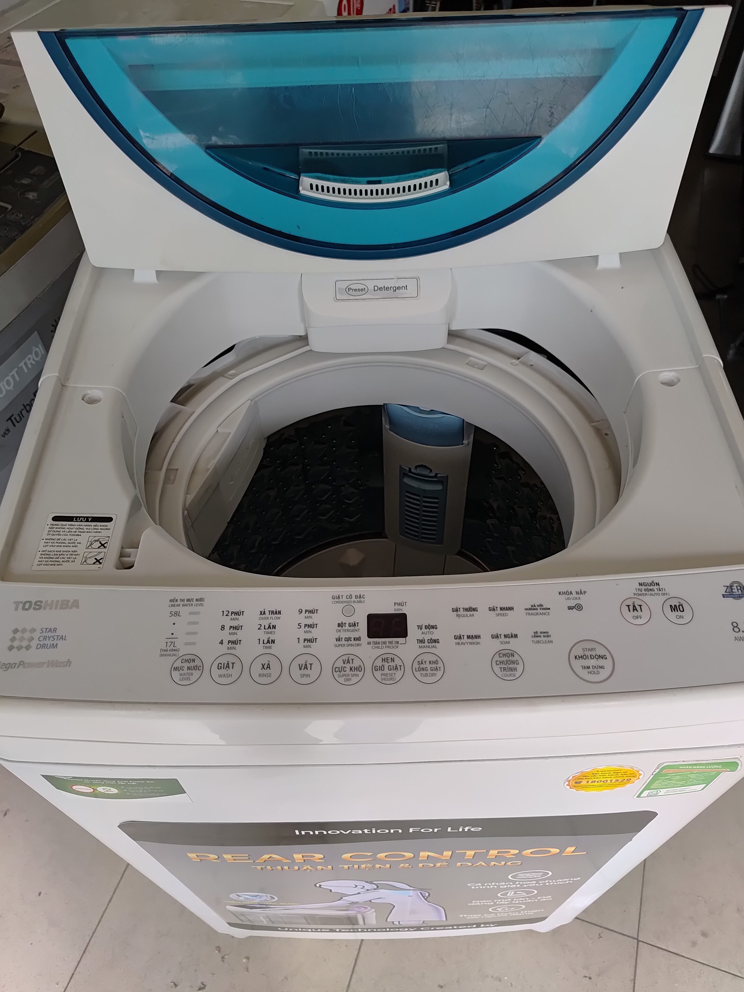 366 - Máy giặt Toshiba 8.2 kg chạy êm - Ảnh 3